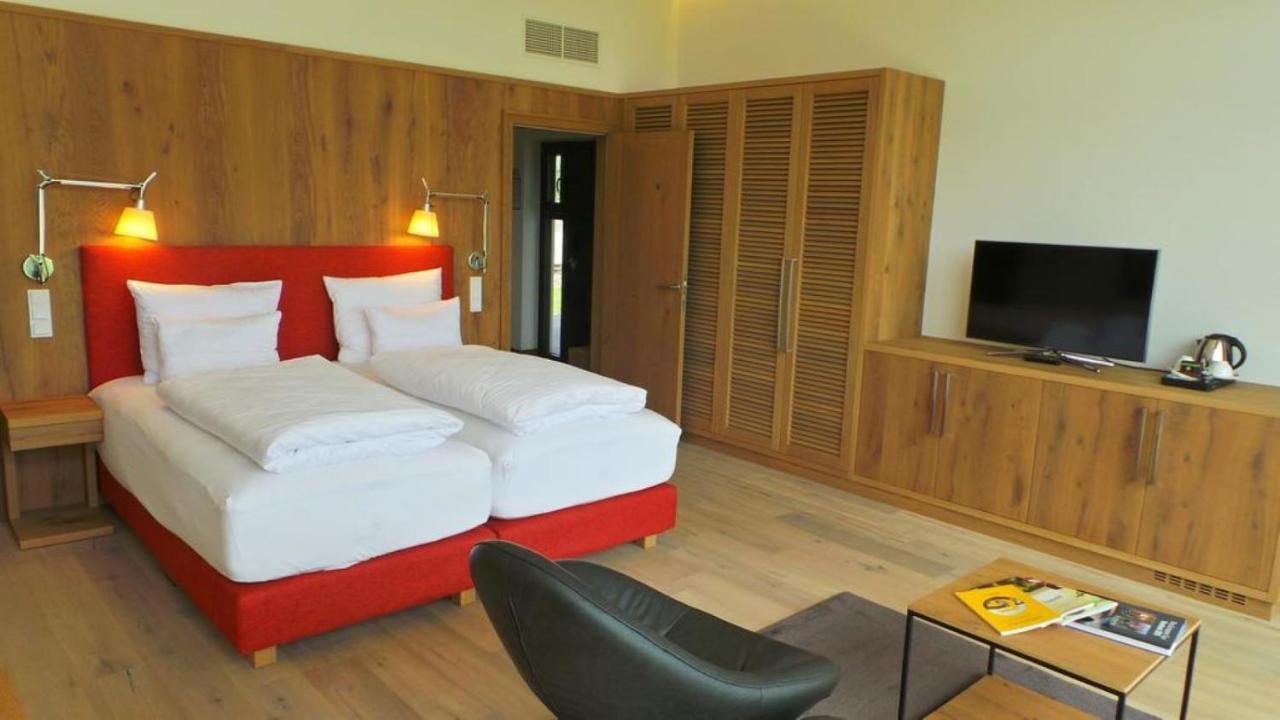 Diamond Country Club Hotel Atzenbrugg